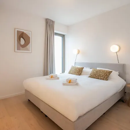 New Flat For 4 With Tremendous Sea Views オステンド