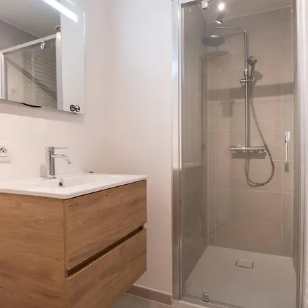New Flat For 4 With Tremendous Sea Views Ostende